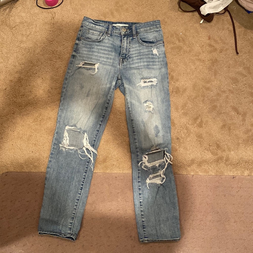 Light wash distressed jeans